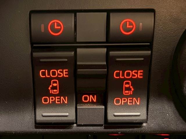 ルーミーカスタムG 内装他