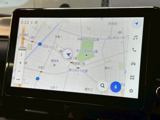 トヨタ ヴォクシーハイブリッドの画像3