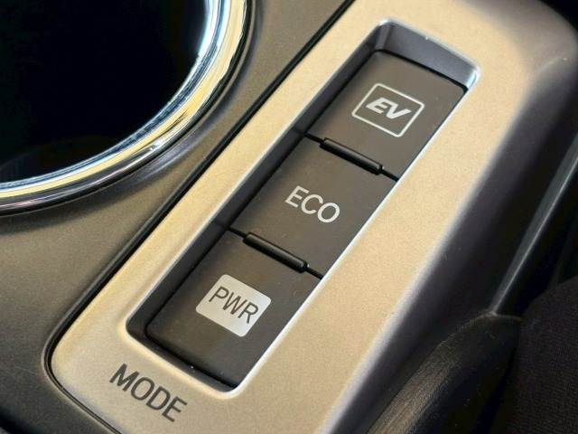 トヨタ プリウスαの画像6