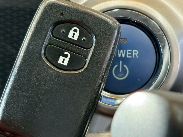 トヨタ プリウスαの画像7