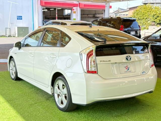 トヨタ プリウスの画像14