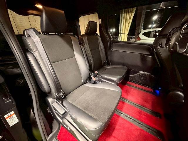 トヨタ&nbsp;ノアハイブリッドの画像10