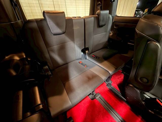 トヨタ&nbsp;ノアハイブリッドの画像11