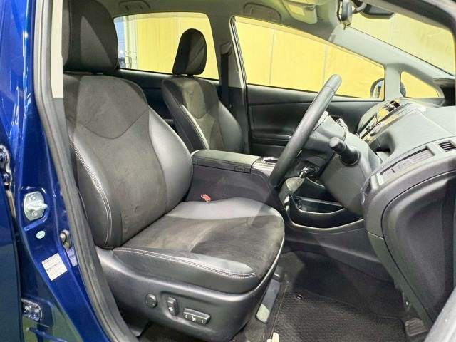 トヨタ プリウスαの画像10