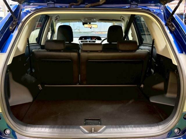 トヨタ プリウスαの画像20