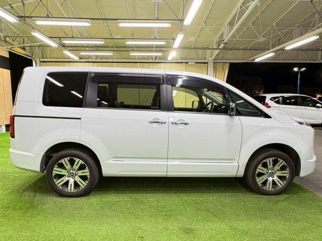 三菱&nbsp;デリカD5の画像15