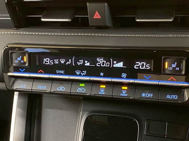 トヨタ&nbsp;ノアの画像12