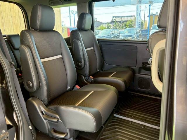 ホンダ ステップワゴンの画像10