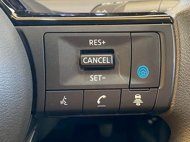 ノート□X 90周年記念車 内装他