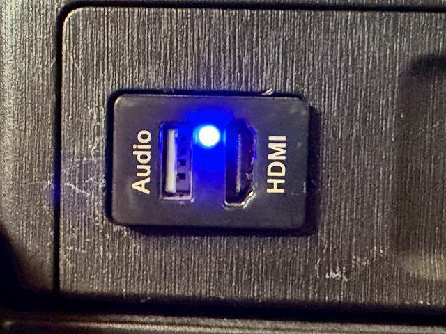 トヨタ&nbsp;プリウスαの画像11