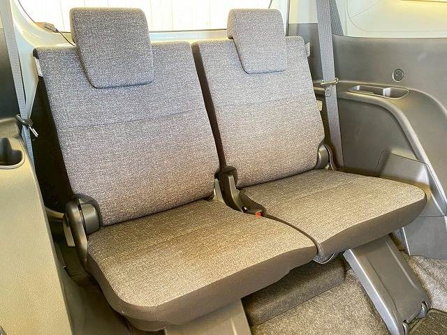 トヨタ&nbsp;シエンタハイブリッドの画像11