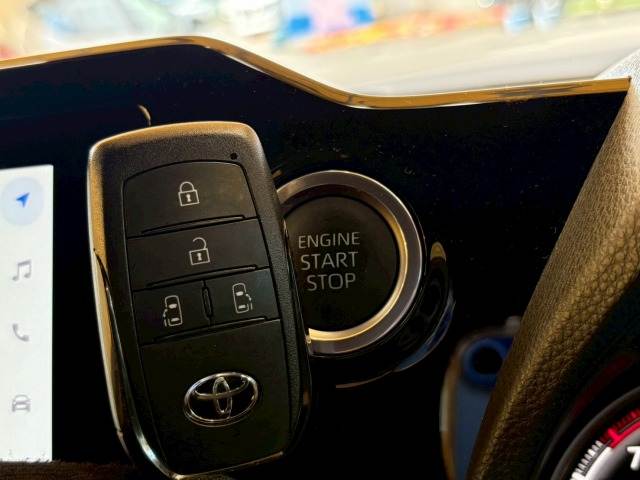 トヨタ&nbsp;ノアの画像13