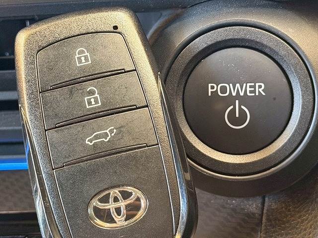 トヨタ&nbsp;プリウスの画像13