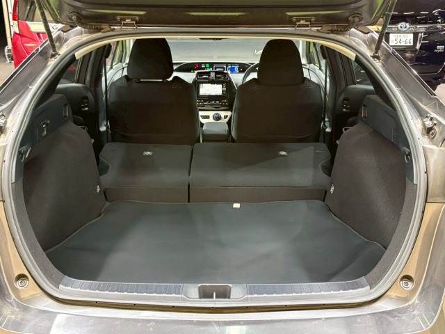 トヨタ プリウスの画像12