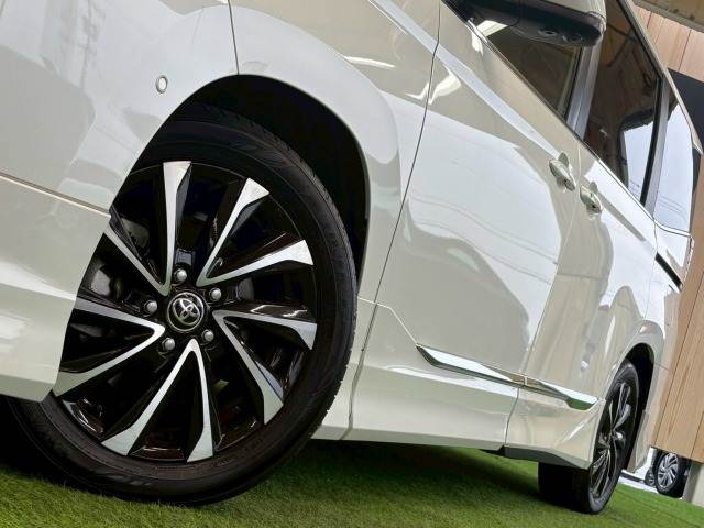 トヨタ&nbsp;ノアハイブリッドの画像16