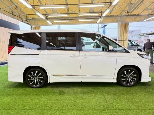 トヨタ&nbsp;ノアハイブリッドの画像18