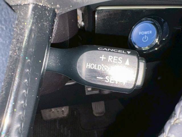 プリウス♪S 内装他