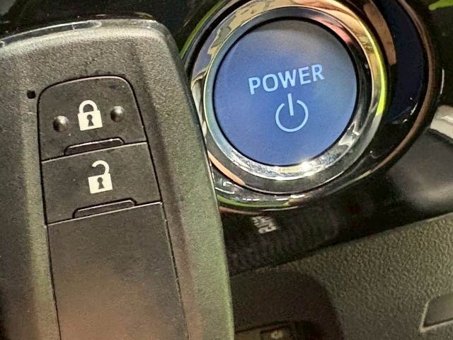 トヨタ プリウスの画像13