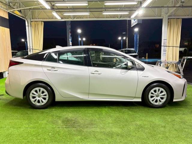 トヨタ プリウスの画像18