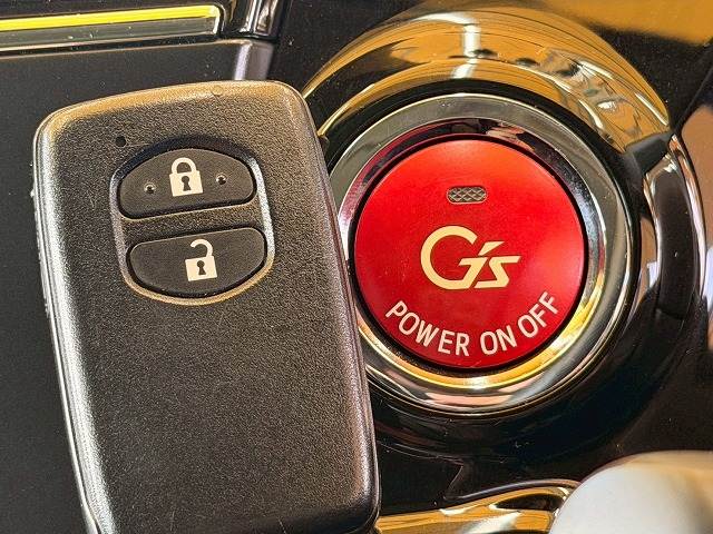 トヨタ&nbsp;プリウスαの画像8