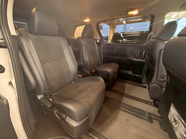 トヨタ エスティマの画像10