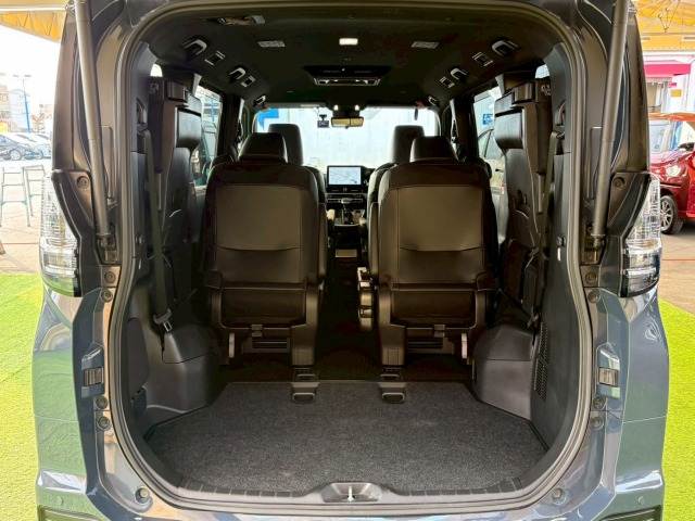 トヨタ&nbsp;ヴォクシーの画像12