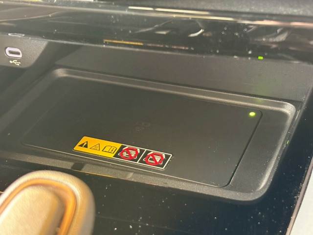 トヨタ ヴェルファイアハイブリッドの画像9