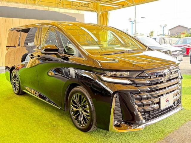 トヨタ ヴェルファイアハイブリッドの画像13