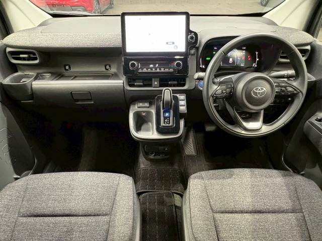 トヨタ&nbsp;シエンタハイブリッドの画像3