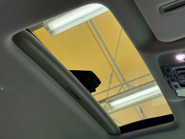 トヨタ&nbsp;アルファードの画像5