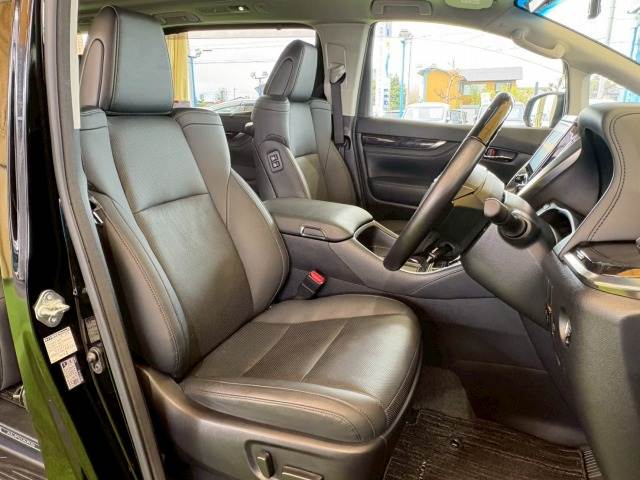 トヨタ&nbsp;アルファードの画像10