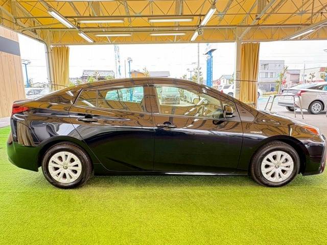 トヨタ プリウスの画像16