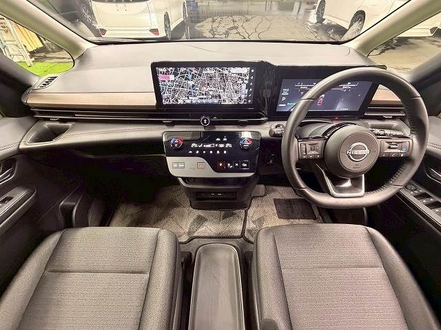 セレナe-POWER ハイウェイスターV 内装他