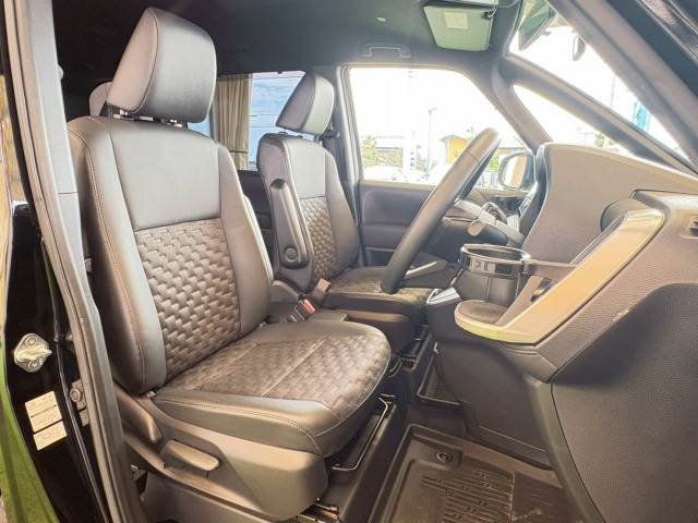 トヨタ&nbsp;ヴォクシーの画像10