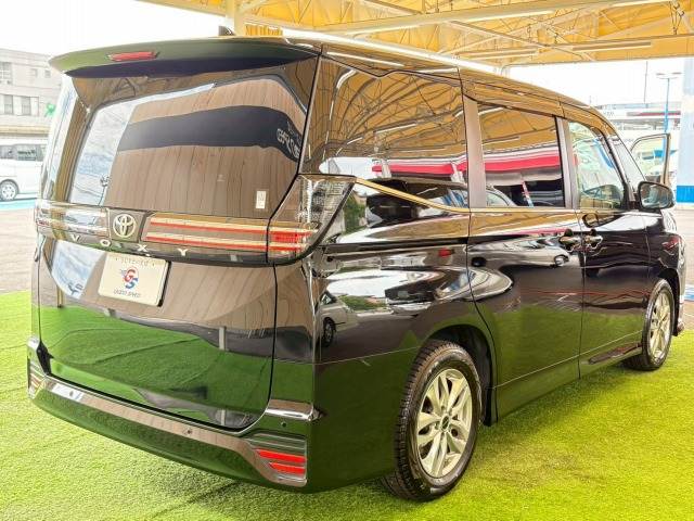 トヨタ&nbsp;ヴォクシーの画像16