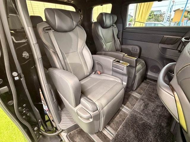 トヨタ&nbsp;アルファードの画像11