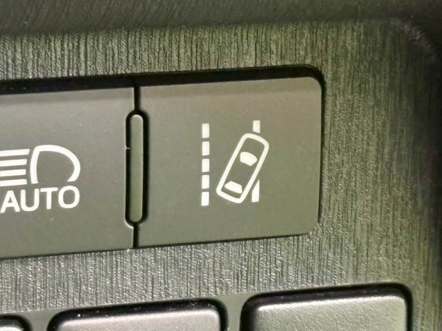 トヨタ&nbsp;プリウスαの画像7