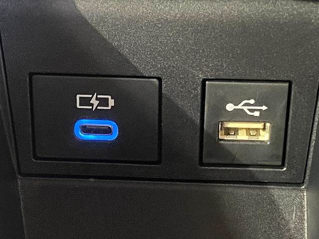 トヨタ&nbsp;ヴォクシーの画像13