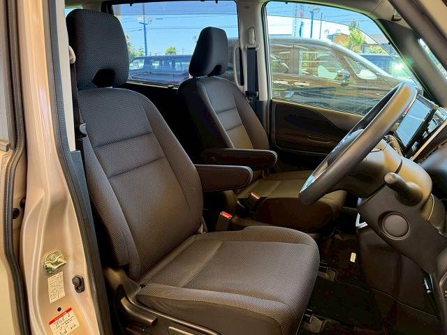 日産&nbsp;セレナの画像9