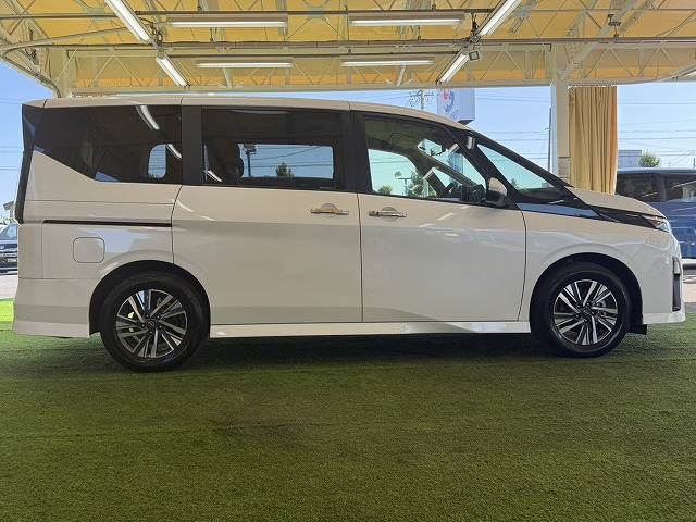 日産 セレナの画像18