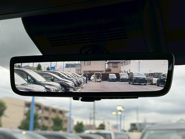 トヨタ アルファードハイブリッドの画像6