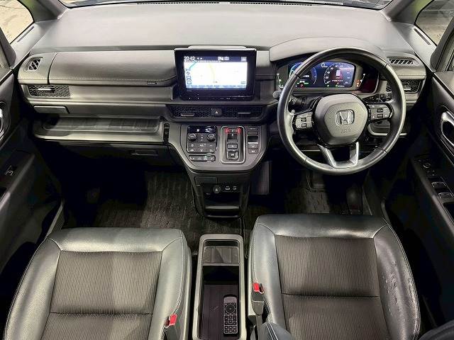 ホンダ ステップワゴンの画像3
