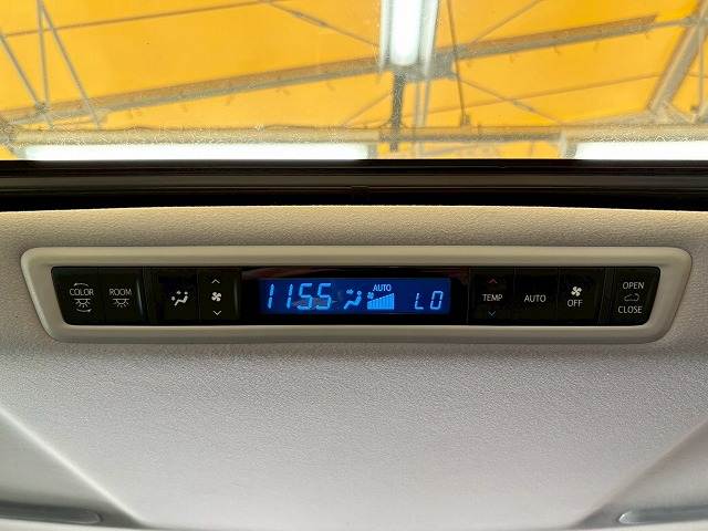 トヨタ アルファードの画像7