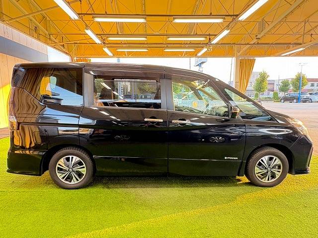 日産 セレナの画像17