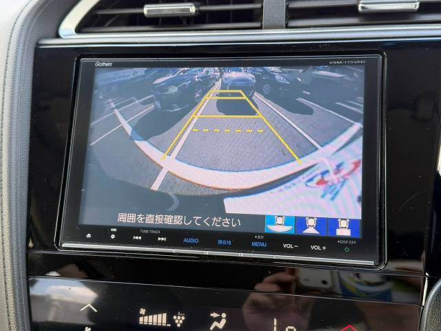 シャトルハイブリッドHYBRID X 内装他