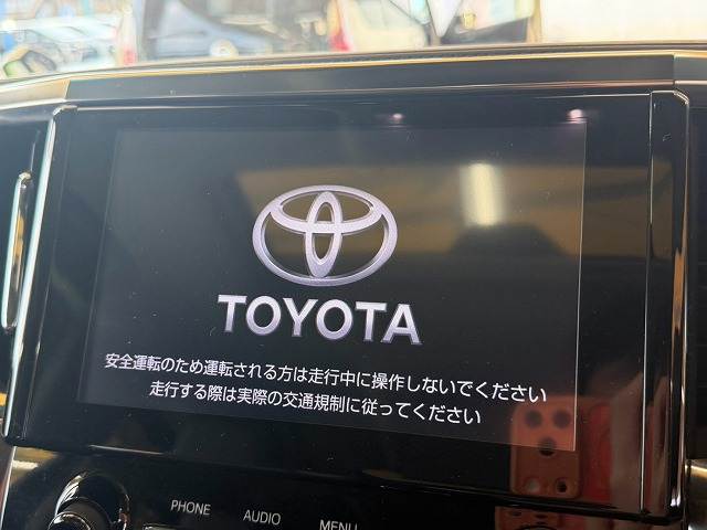 トヨタ アルファードの画像3