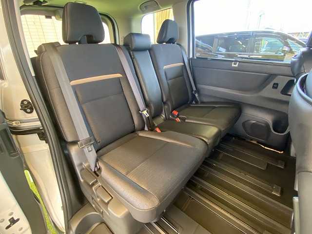 日産 セレナの画像11