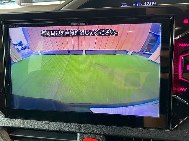 ヴォクシーハイブリッドZS“煌” 内装他