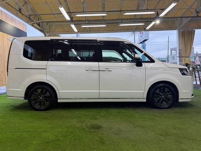 ホンダ ステップワゴンの画像18