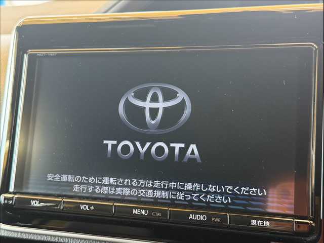 エスクァイアハイブリッド□Gi “Premium Package” 内装他